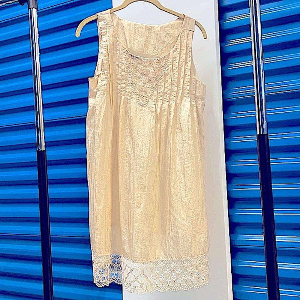Vintage Lace Detail Night Dress ✨ ONE OF A KIND ✨